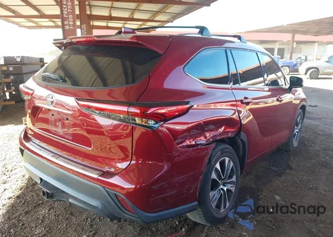 2021 Toyota Highlander Xle from USA, damaged, VIN 5TDHZRAH3MS075974